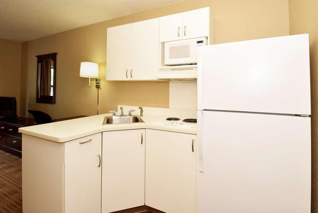 Extended Stay America Suites - Cleveland - Brooklyn Δωμάτιο φωτογραφία