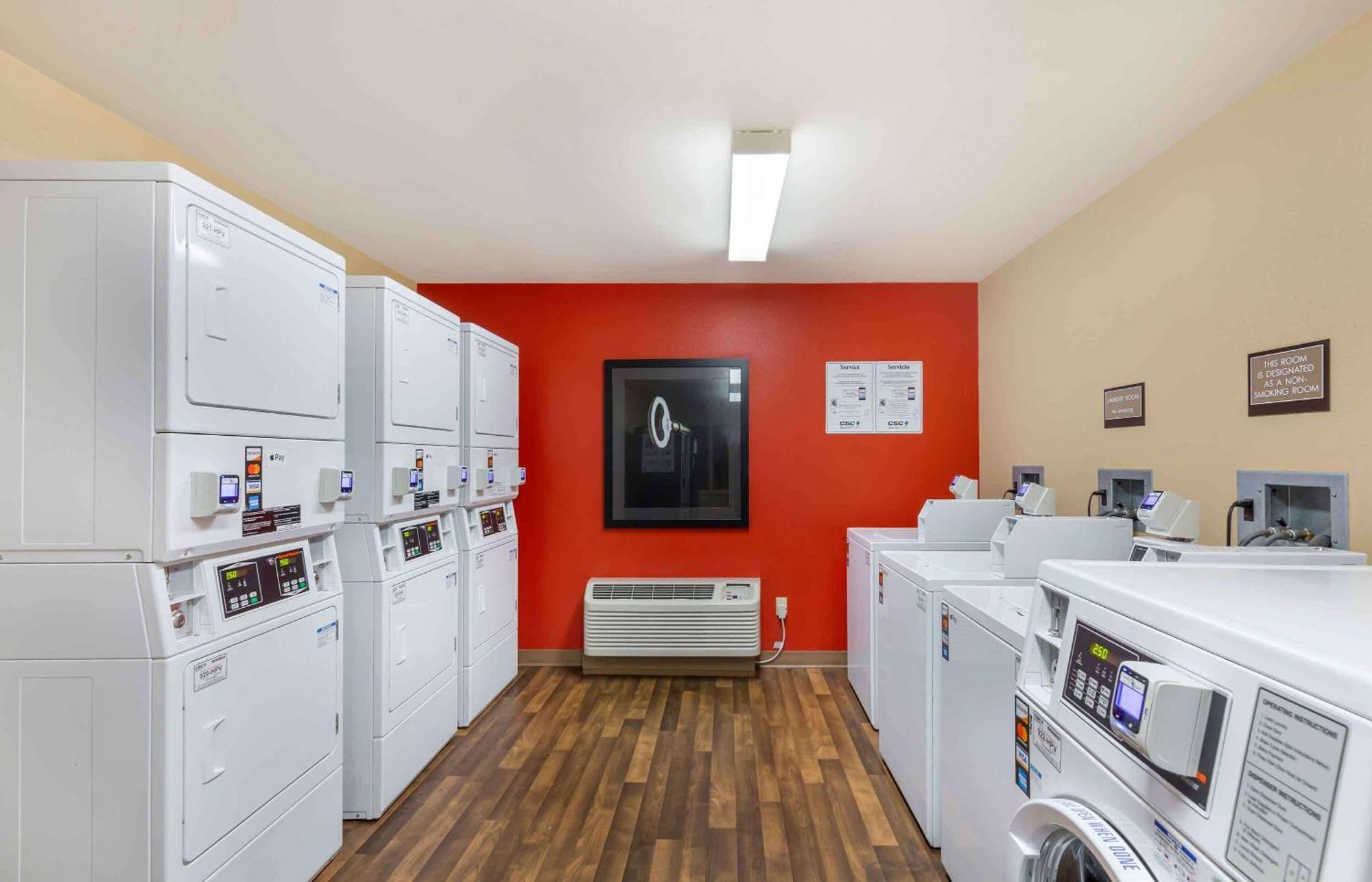 Extended Stay America Suites - Cleveland - Brooklyn Εξωτερικό φωτογραφία