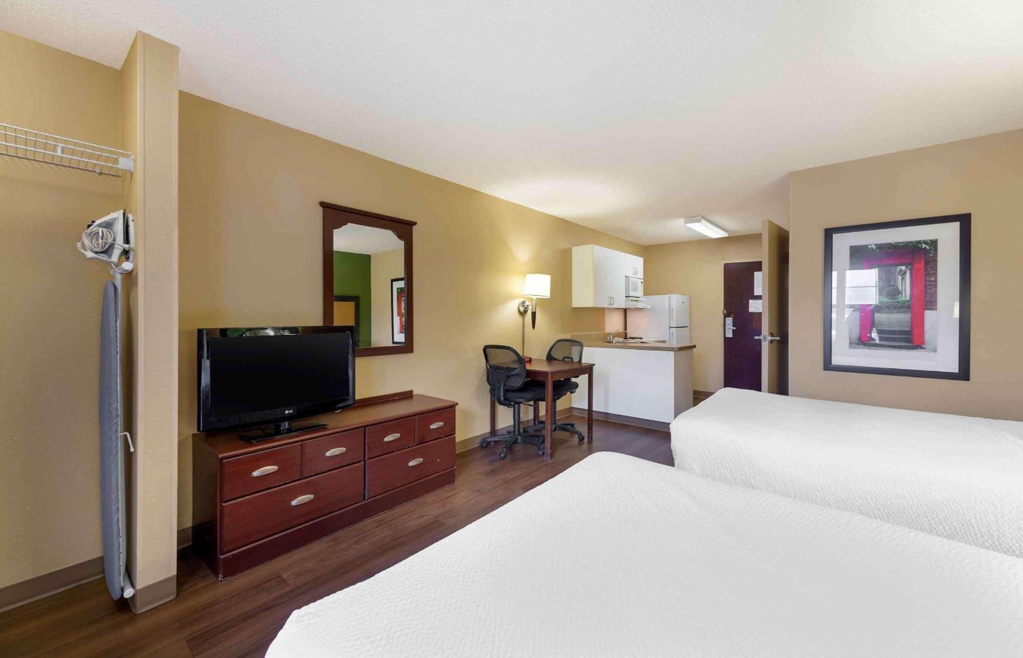 Extended Stay America Suites - Cleveland - Brooklyn Εξωτερικό φωτογραφία