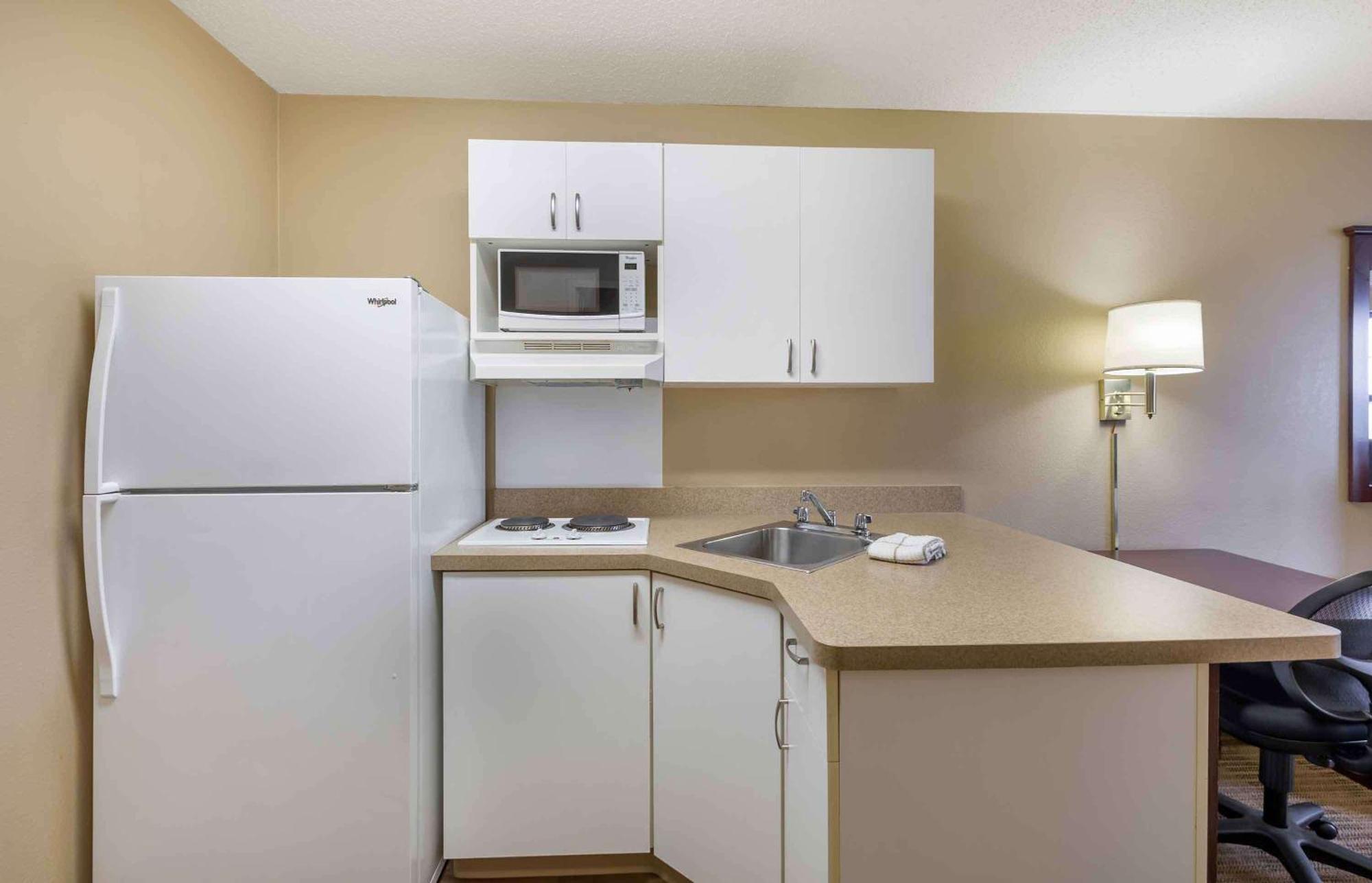 Extended Stay America Suites - Cleveland - Brooklyn Εξωτερικό φωτογραφία