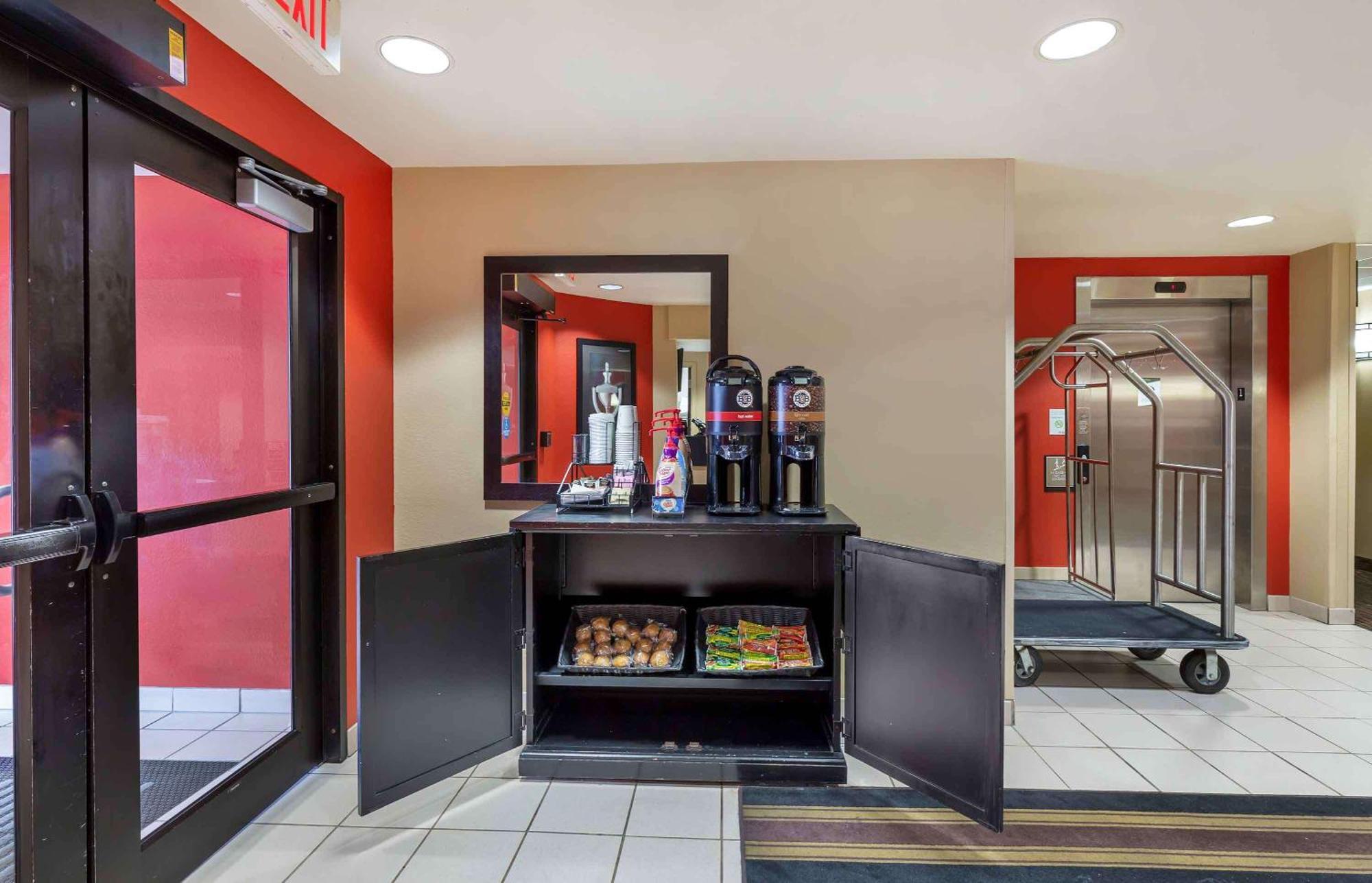 Extended Stay America Suites - Cleveland - Brooklyn Εξωτερικό φωτογραφία