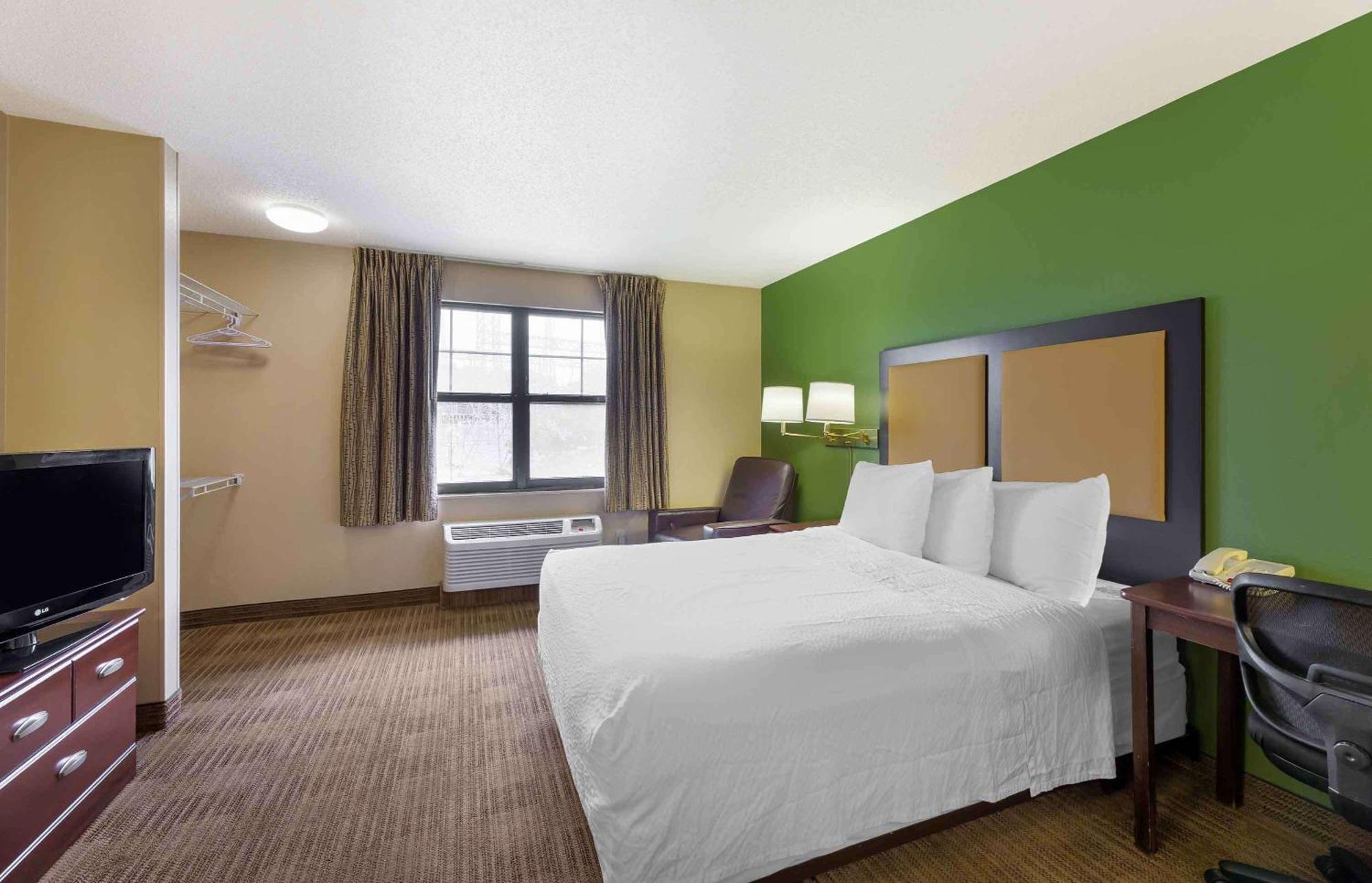 Extended Stay America Suites - Cleveland - Brooklyn Εξωτερικό φωτογραφία
