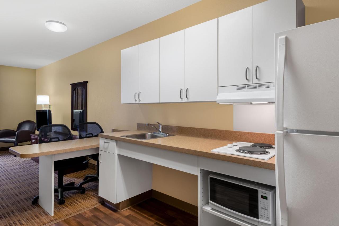 Extended Stay America Suites - Cleveland - Brooklyn Εξωτερικό φωτογραφία