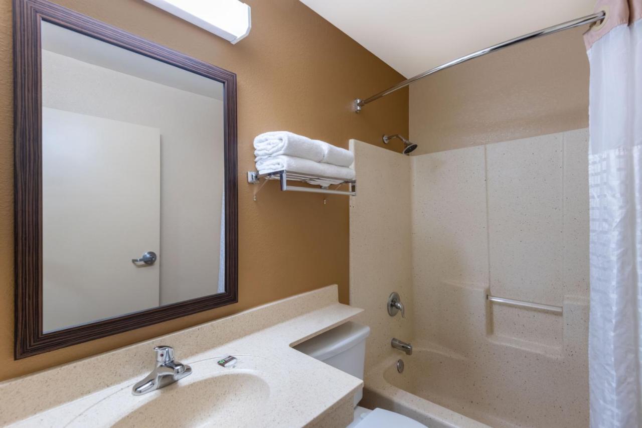 Extended Stay America Suites - Cleveland - Brooklyn Εξωτερικό φωτογραφία